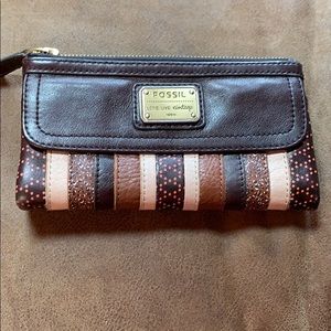 Fossil wallet